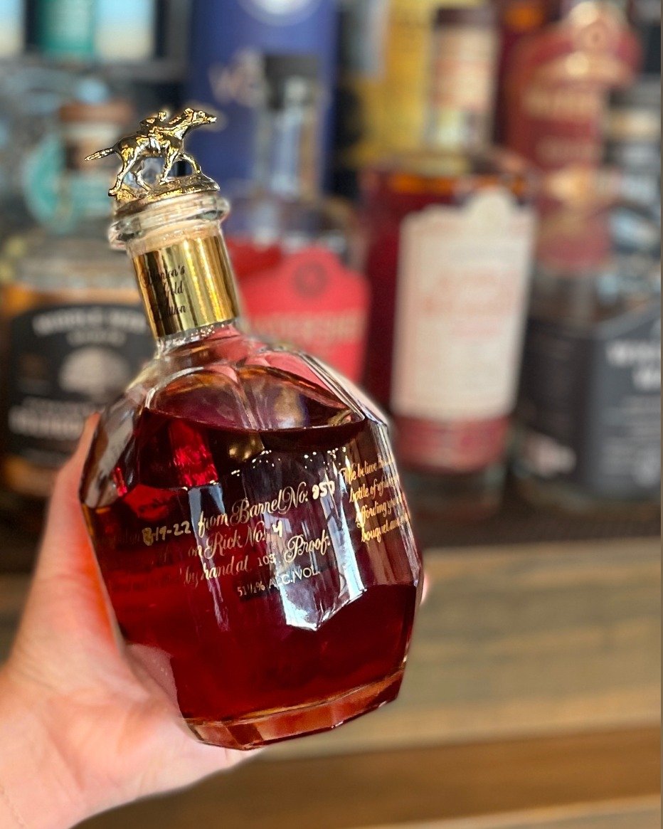 It doesn't matter which horse you pick, but it does matter which bourbon you drink!

#derbyday #KentuckyDerby #MayThe4th #blantons #blantonsgold #bourbongram #bourbon #craftbeerbar #brewery #beerINspires #drinkup #happyhour #cbusliving