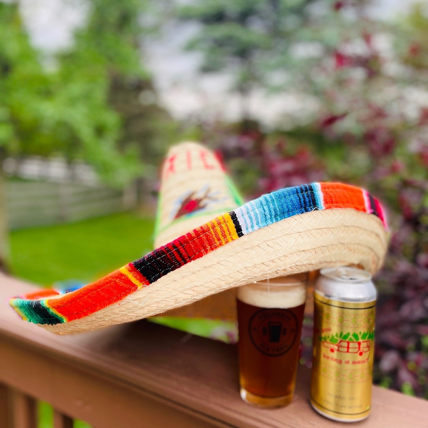 Did you bring a saw? More like did you bring a sombrero?! 
&bull;
Happy Cinco de Mayo!! 🪅🍻🌮
&bull;
#cincodemayo #cincodedrinko #drinkupcolumbus #cbusfoodie #tacos #tequila #margaritas #beer #cbusaletrail #beerinspires #cbuslife