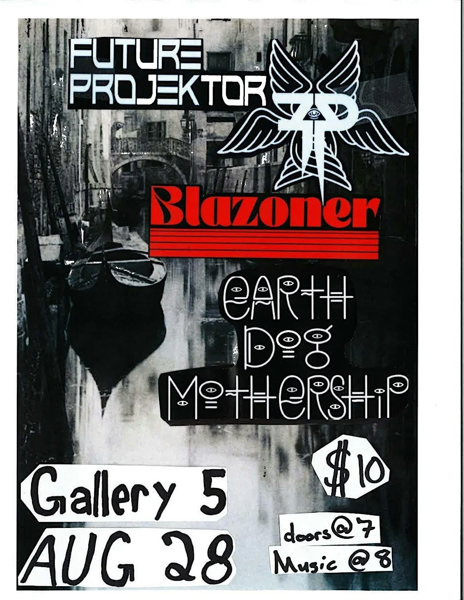 Future Projektor, Blazoner, Earth Dog Mothership