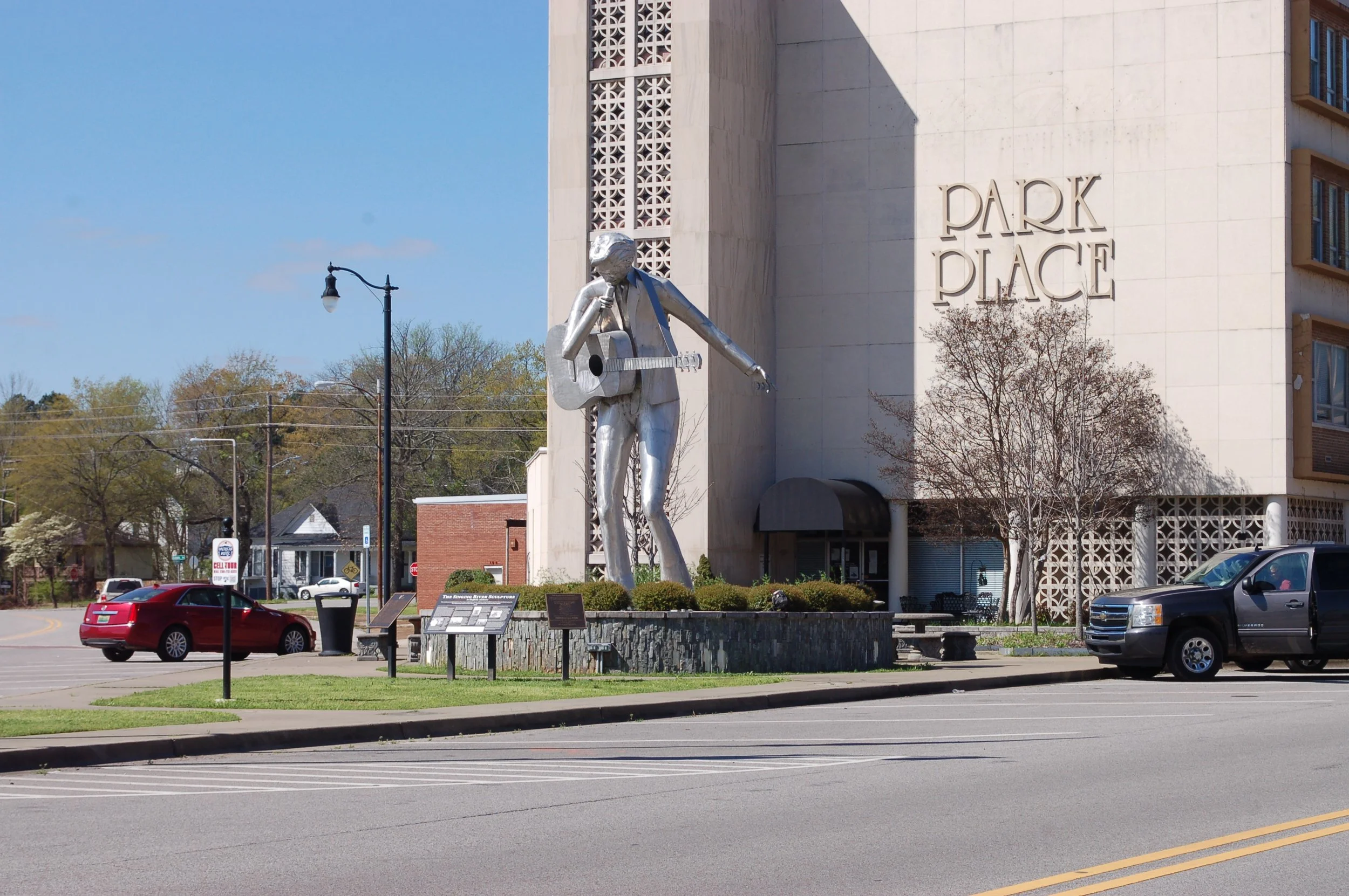 Sheffield Alabama music statue