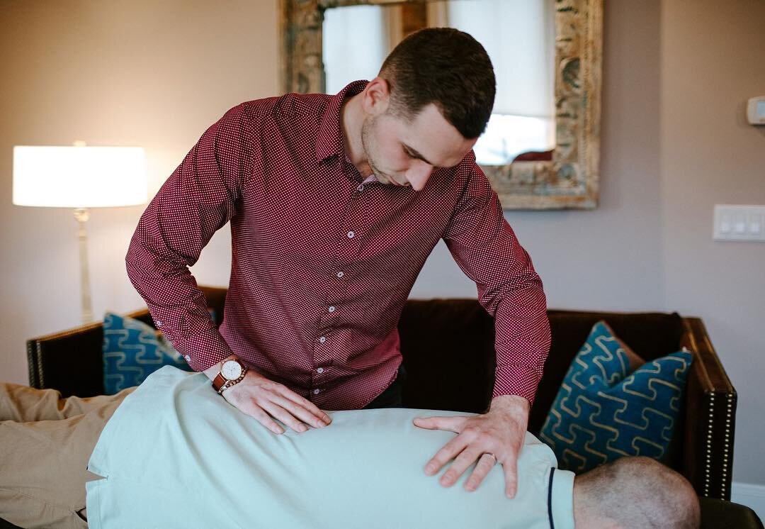 Restoring balance through an innovative and integrative approach to optimal living and vitality. 
Our concierge wellness doctors are here to help facilitate and restore health and healing through a unique, gentle and specific approach to chiropractic