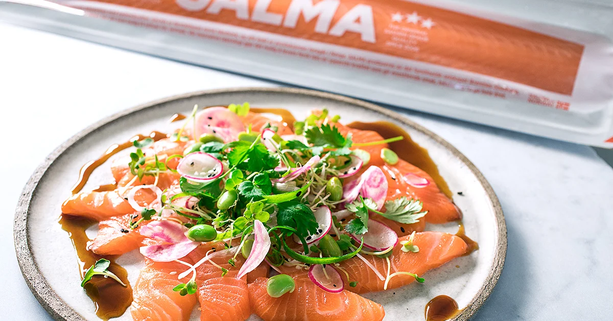 Herkullinen SALMA-sashimilohi sopii täydellisesti sushikäyttöön.