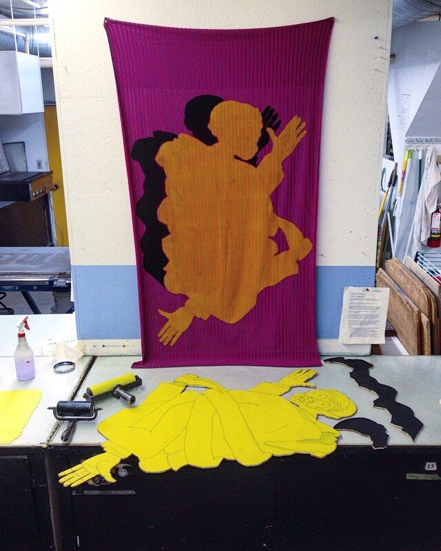 First of many colours on spandex with all its stretchy, saggy goodness. 
Couldn't be happier to be in residence at Vancouver's rad  @malaspinaprintmakers printshop until spring 🌷👋💛