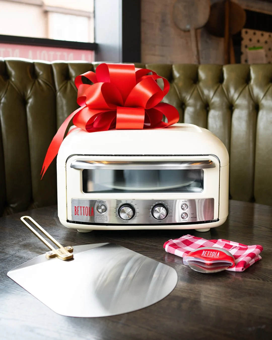 BFFs, this one&rsquo;s exclusively for you. This month, we&rsquo;re giving one lucky BFF a Stanley Tucci x GreenPan indoor/outdoor pizza oven! 

Check your email for all the ways to earn raffle tickets - the more you earn, the better your odds. 🎟️

