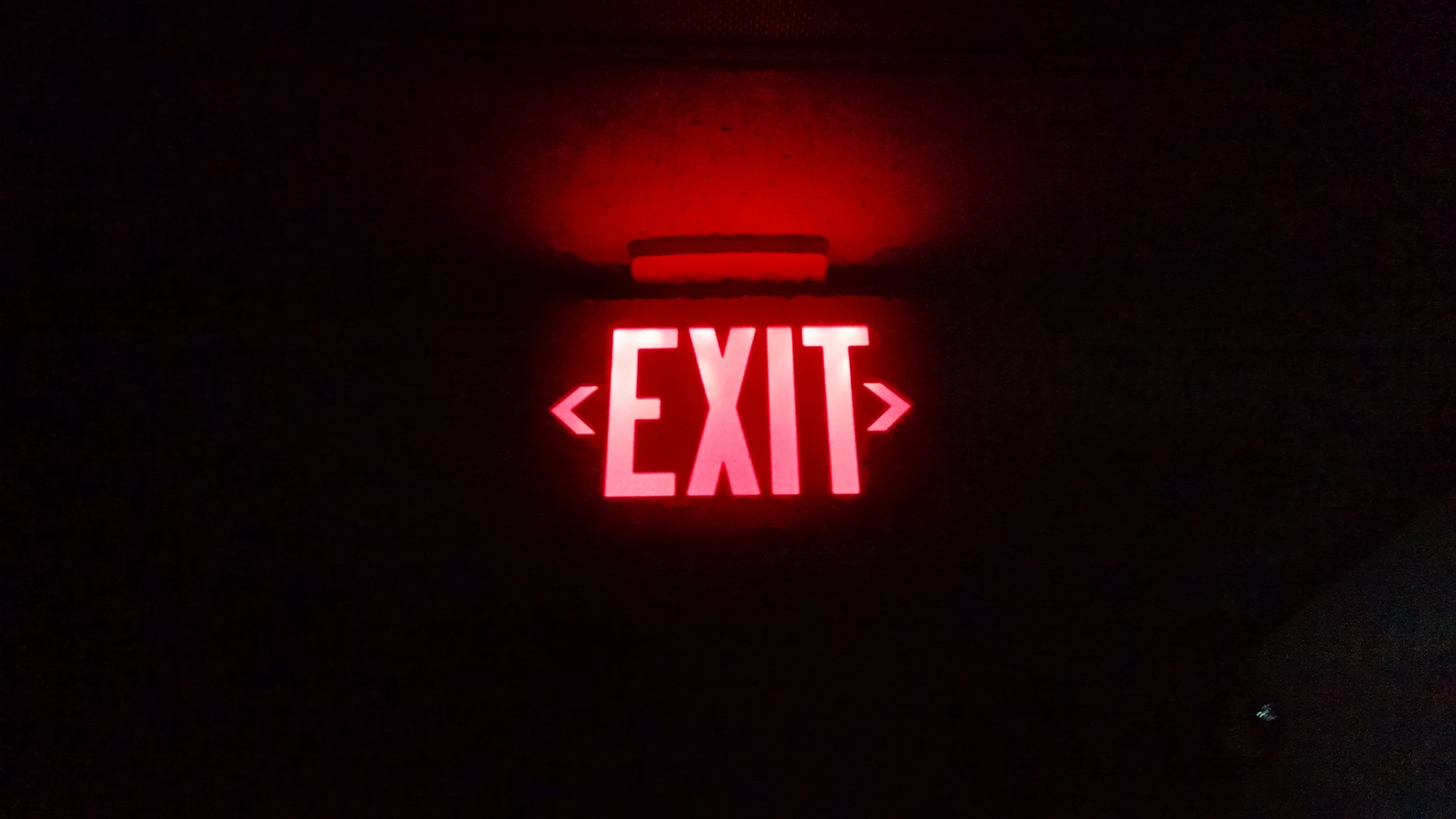 dark-exit-night-84629.jpg