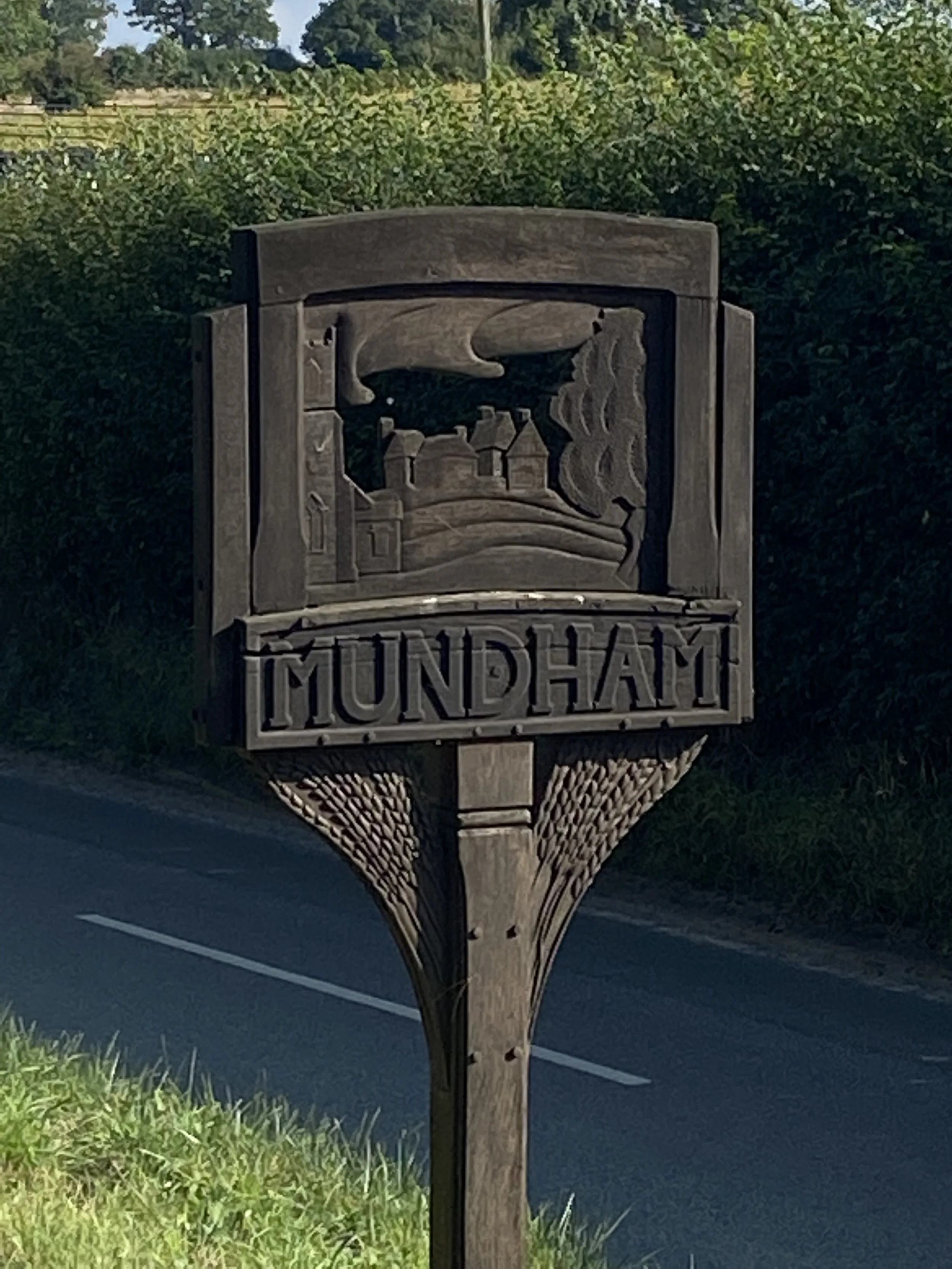 Mundham