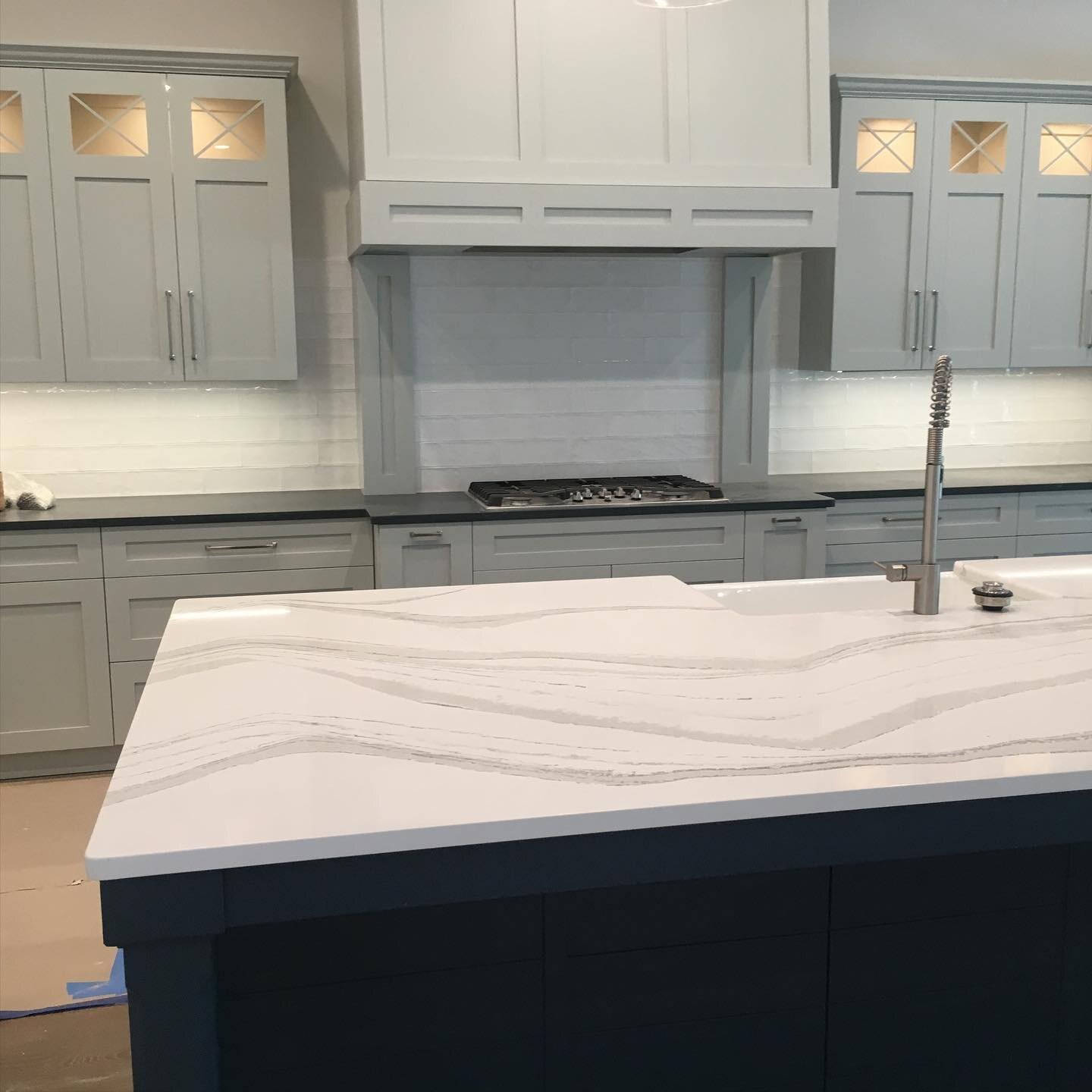 Get it your quote today, for your new Backsplash!
Call us (904) 613-7911- RR SPEC FLOORING  #bathrooms #kitcheb #tile #pontevedra #pontevedrabeach #florida #jacksonville  #jax #jaguars #atlanticbeach