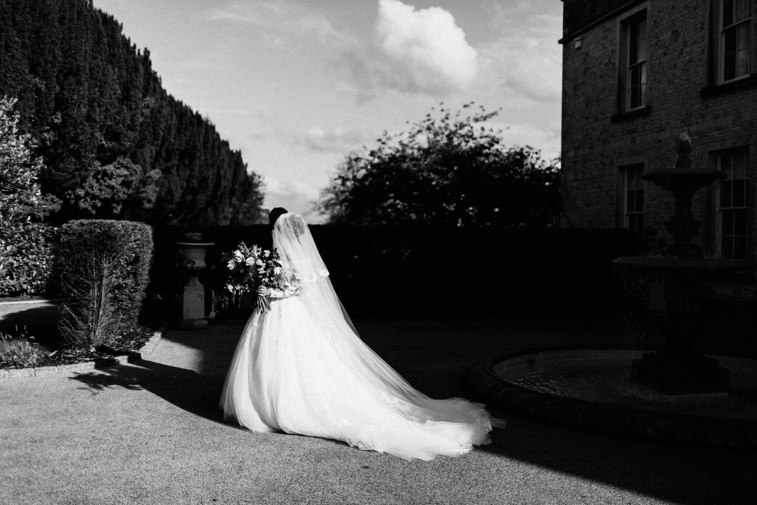 Rebecca Searle Photography Wedding Surrey Luxury  (1 of 1)-23.jpg