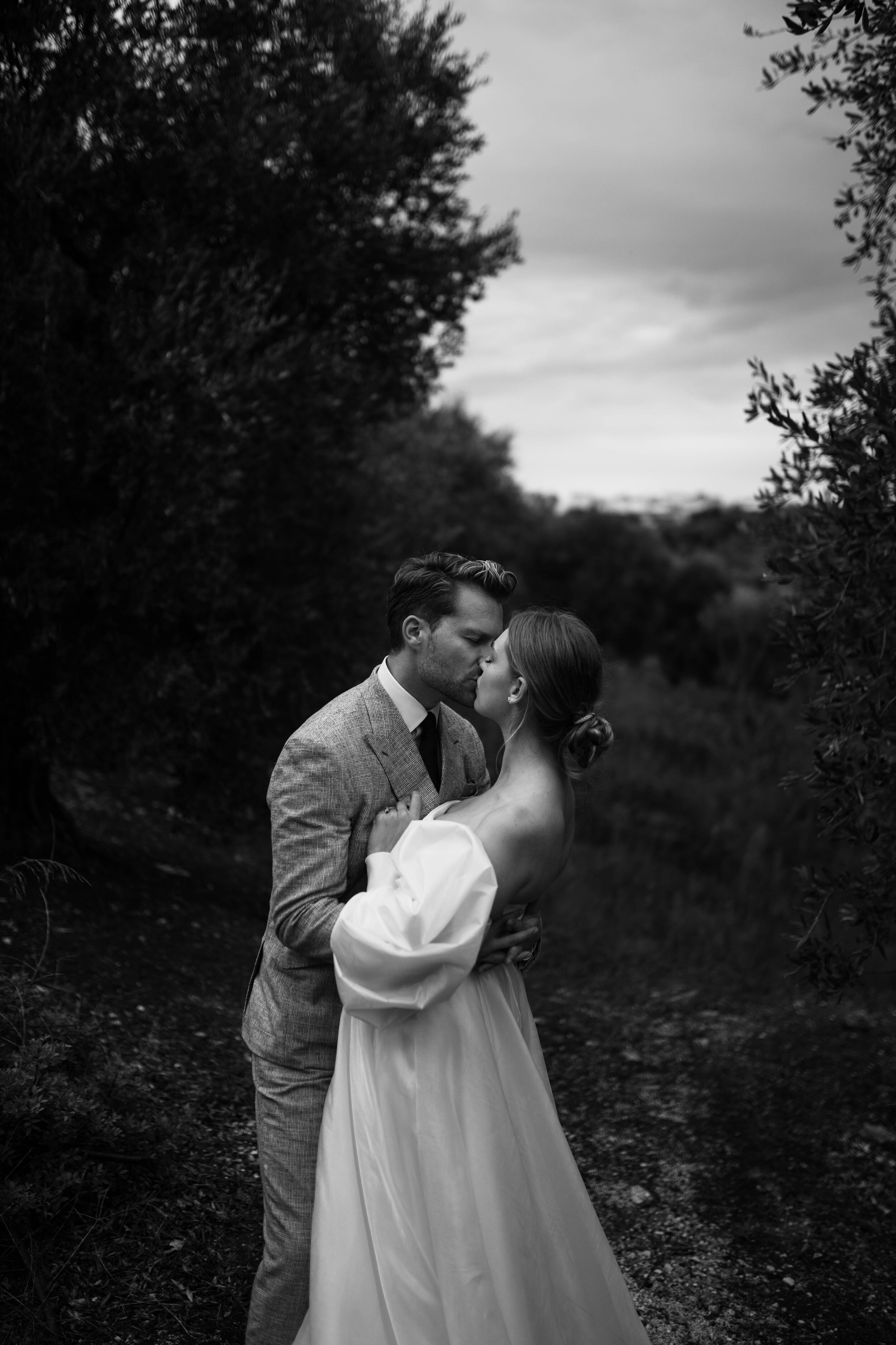 Rebecca Searle Photography - Editorial Style London Wedding Photographer