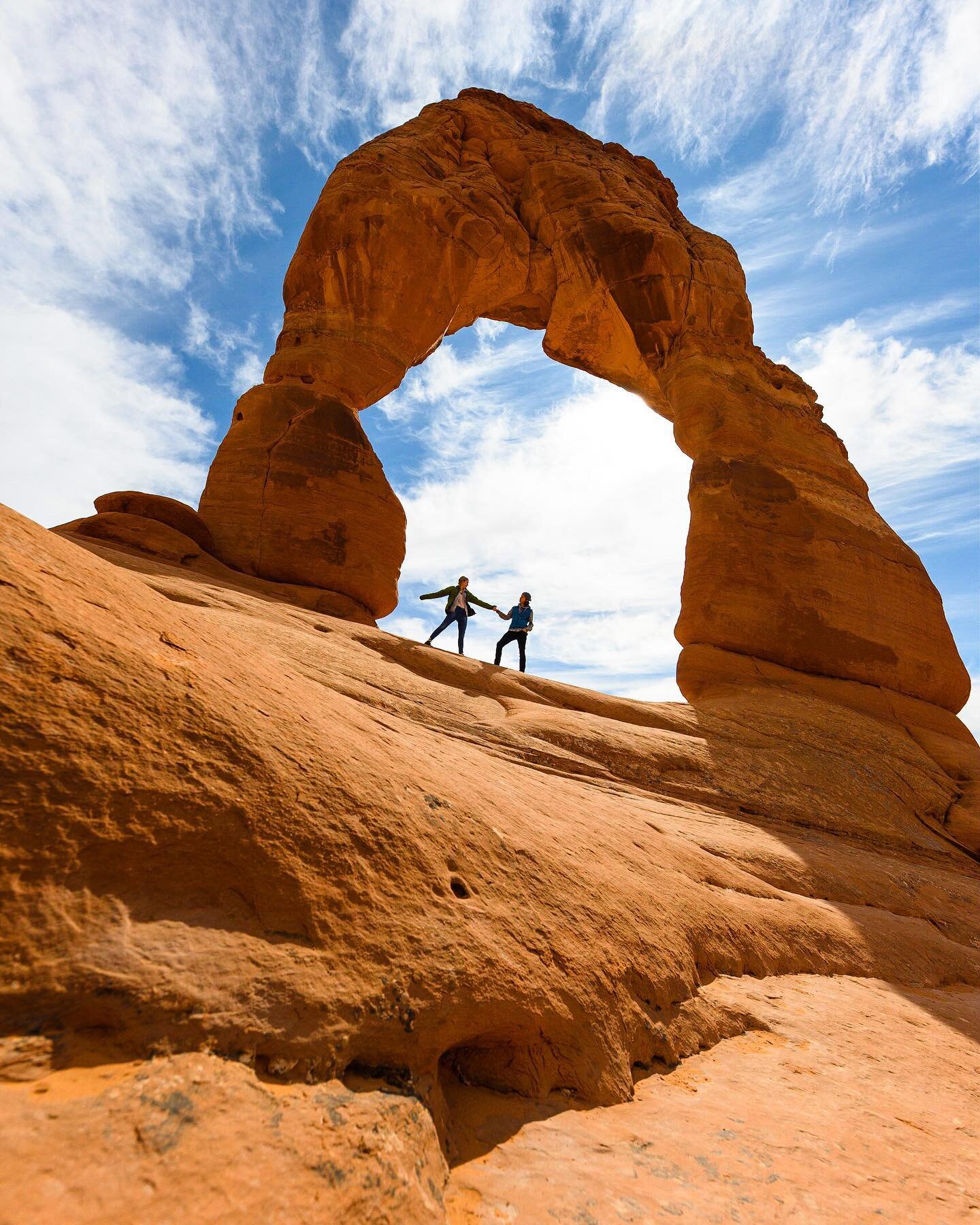 I hear outdoor couples and engagement photos are all the rage nowadays... and I&rsquo;m always looking for a good reason to visit our national and state parks. 

For a limited time, I&rsquo;m offering 50% off my outdoor couples, family, and engagemen