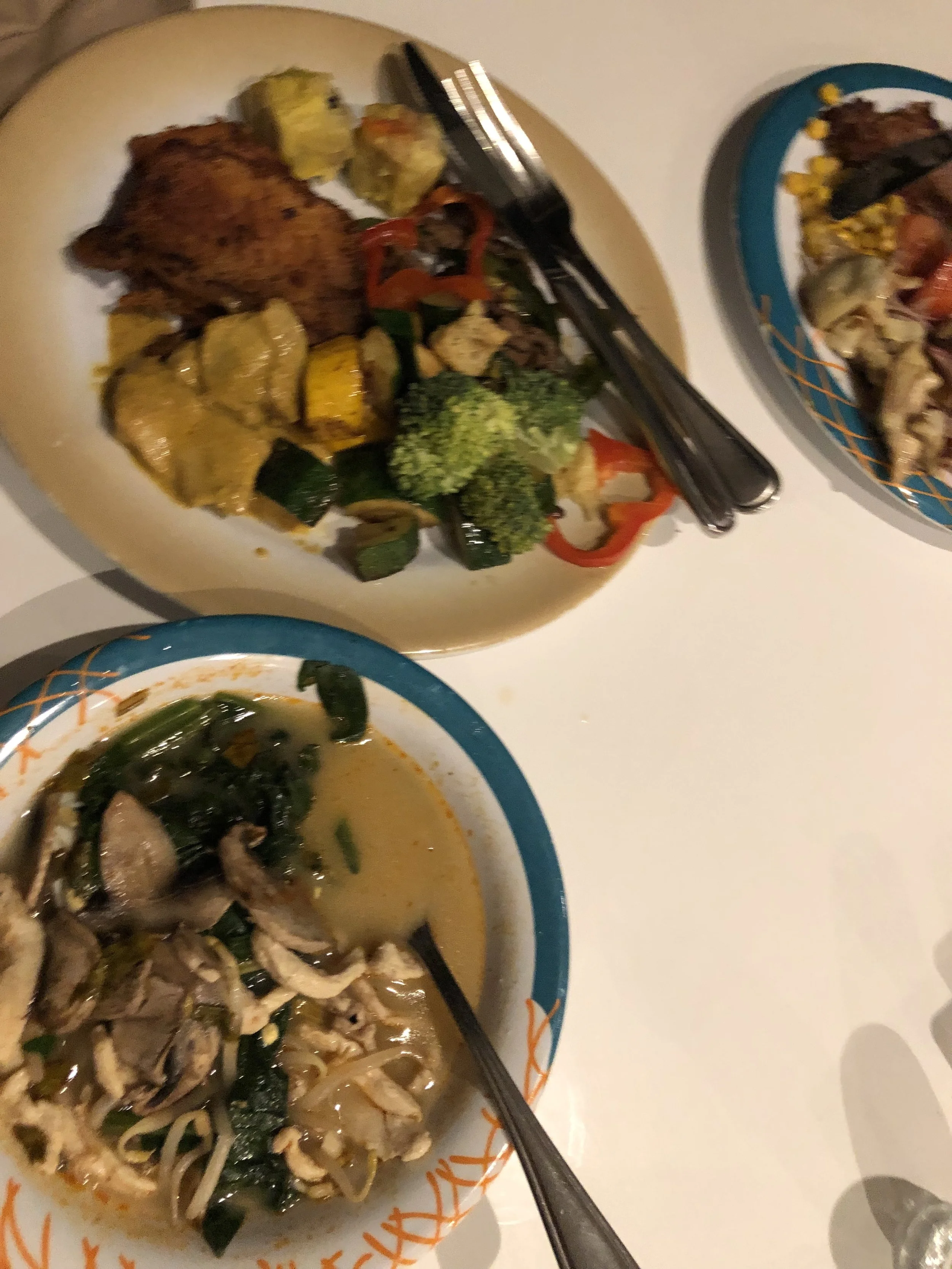 I still dream about this Tom Kha Gai broth. 🤤