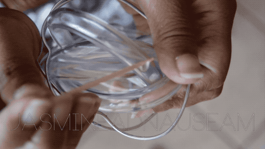 glue between.2019-03-17 09_45_43.gif