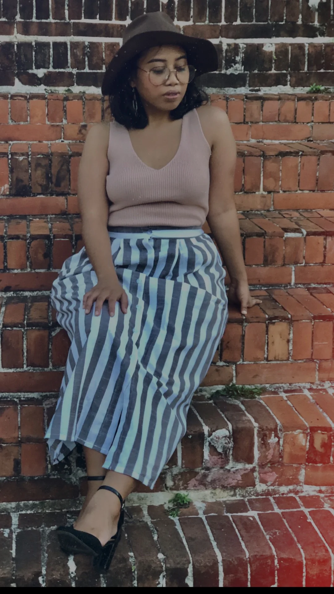 she has THIGHS