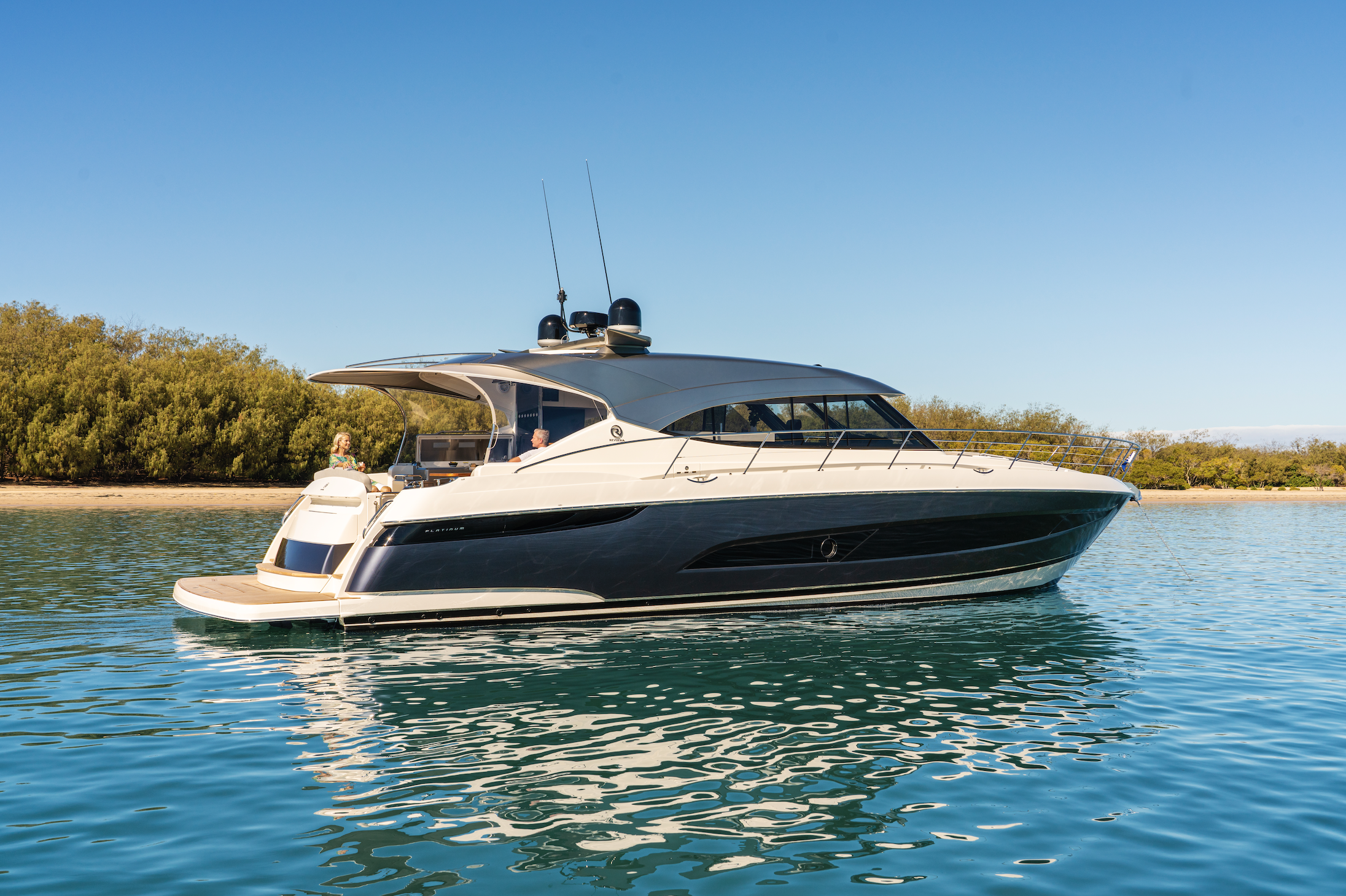Platinum Riviera 5400 Sport Yacht- East Coast Roaming