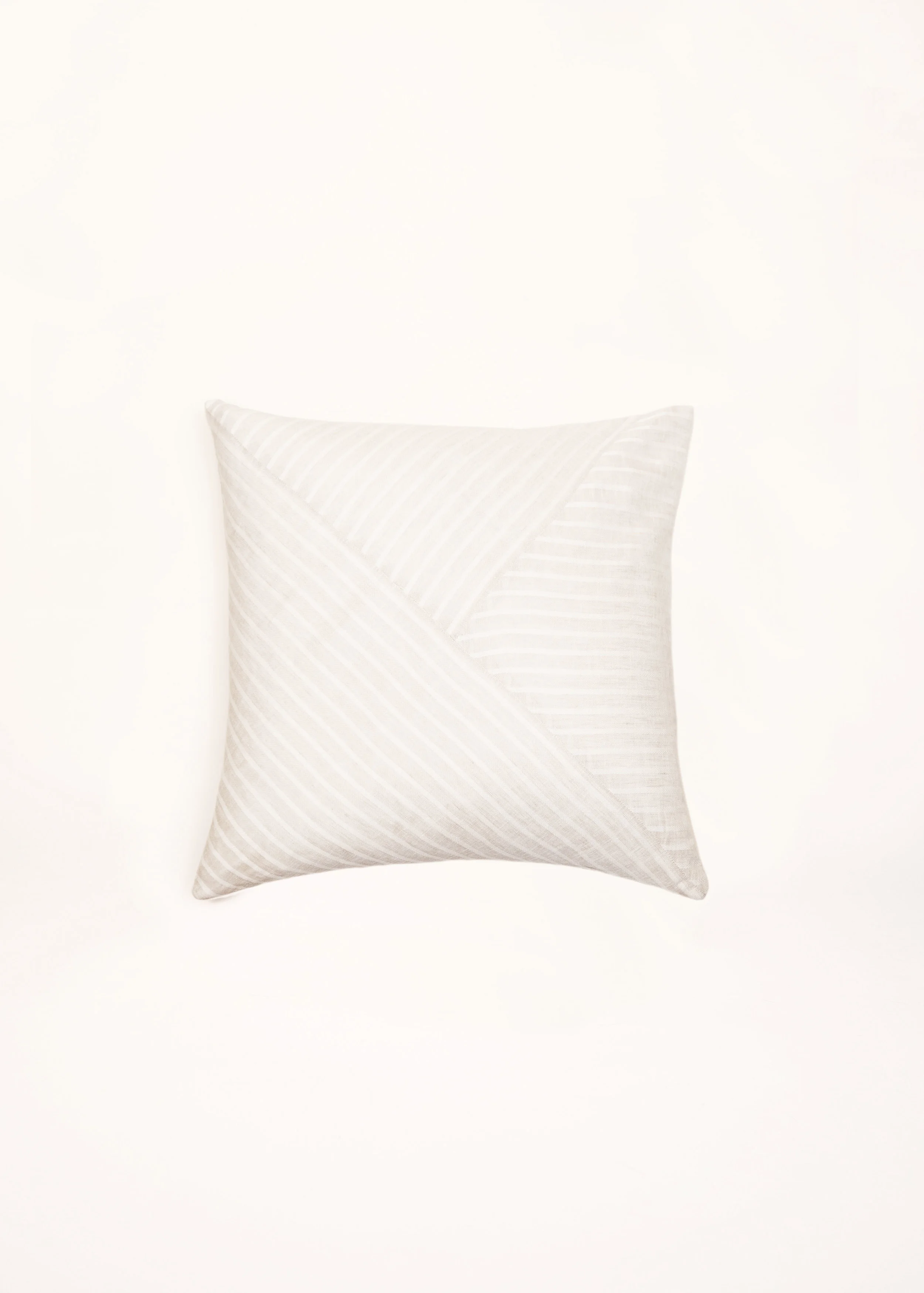 MinimalistProduct1_0049 copy.jpg