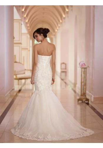 Stella York 5837 Back.jpg