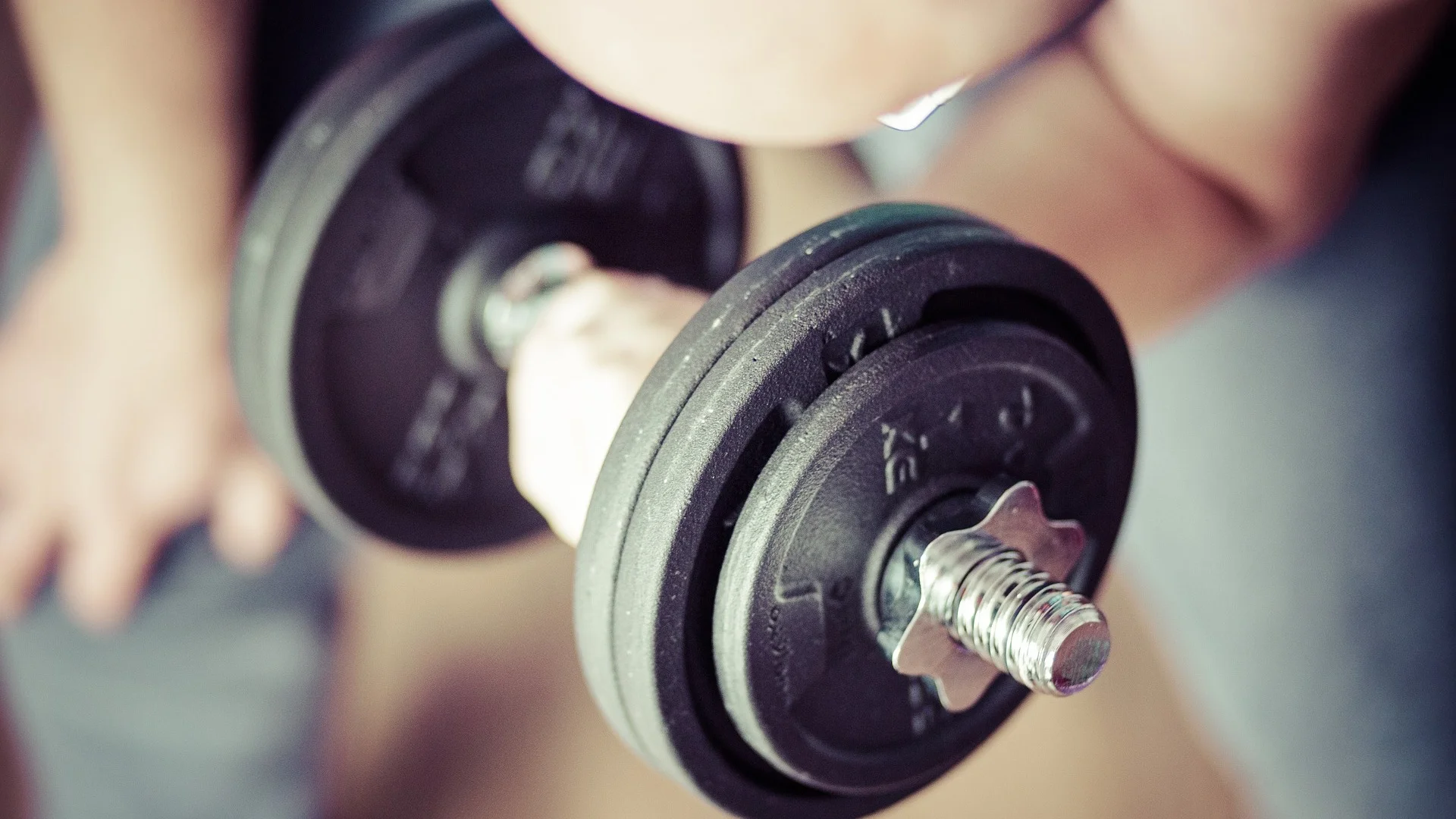 20 Minute Dumbbell Workout                                      