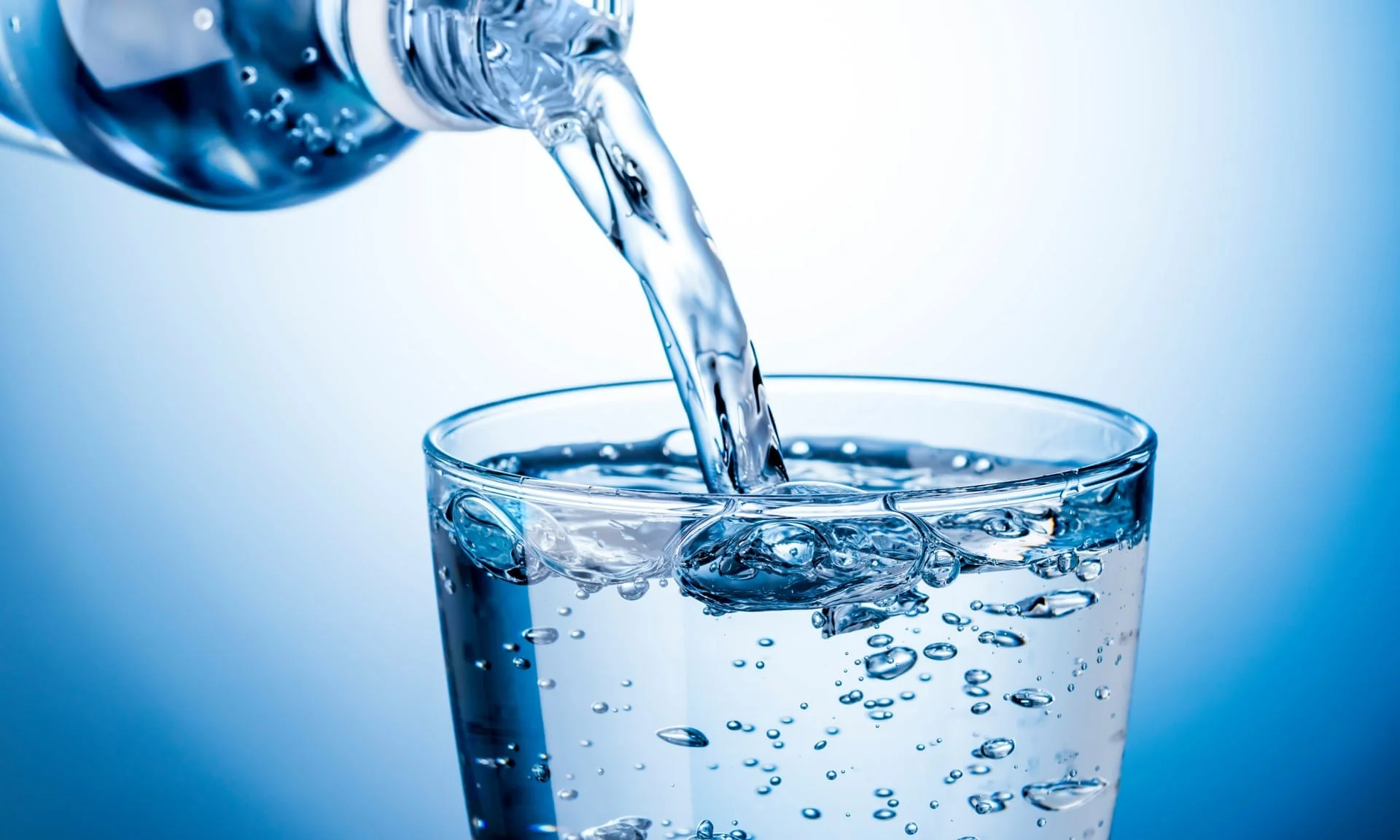 Drink water before every meal to lose weight