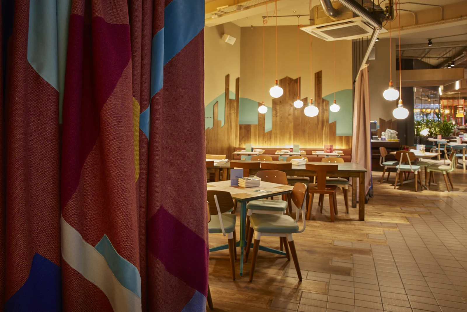 Eleanor Young Wahaca sm 5.jpg