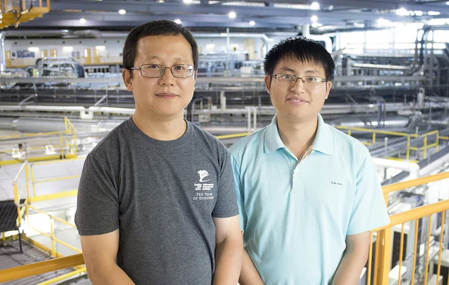 Splitting water into hydrogen fuel