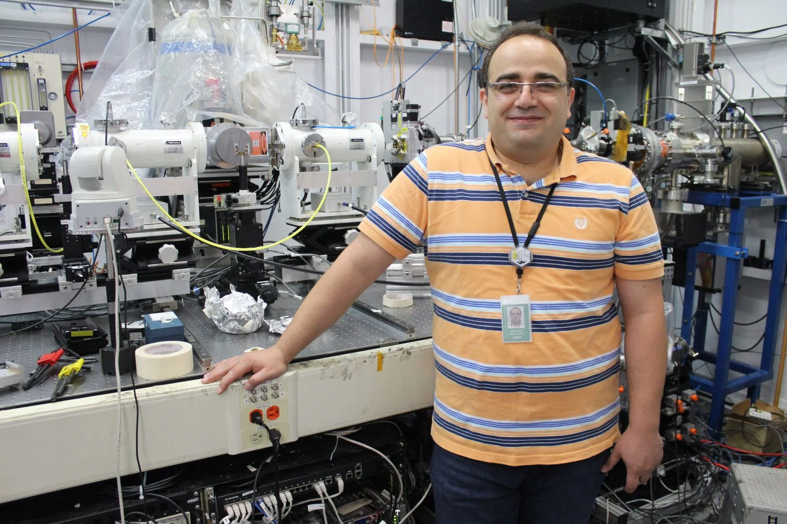 Mohammad Banis at a Canadian Light Source beamline where he studies batteries. Photo by Lana Haight