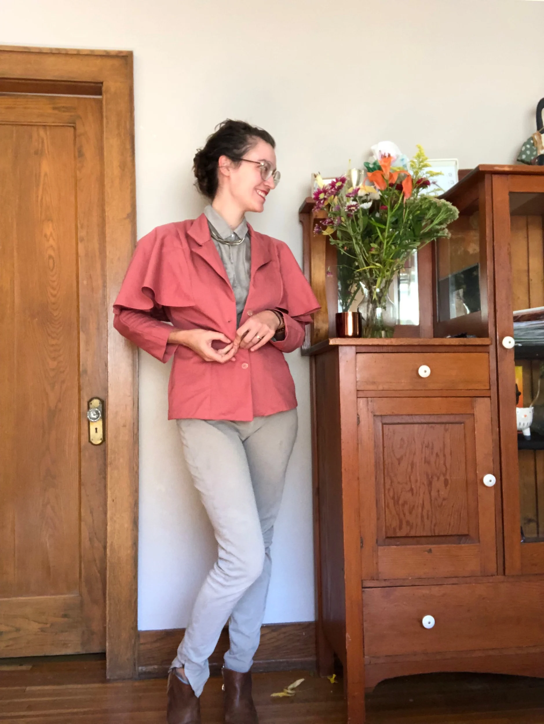 1989 capelet jacket