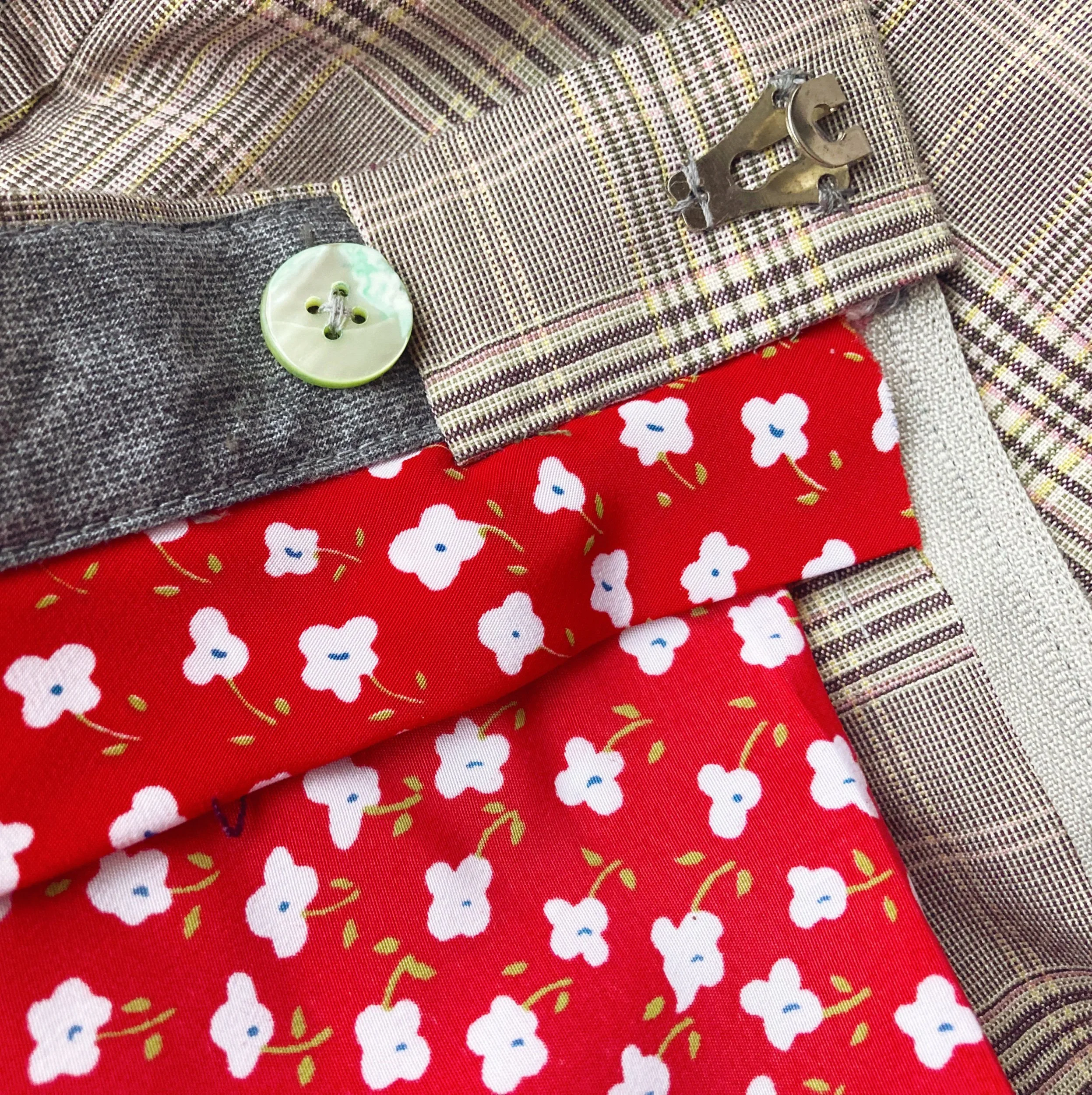 Sewing a waistband curtain