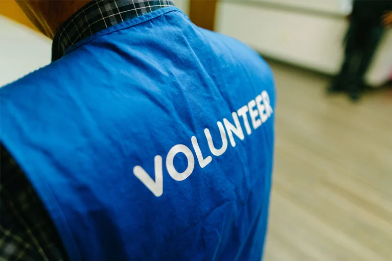 Volunteer_Image1_767.jpg
