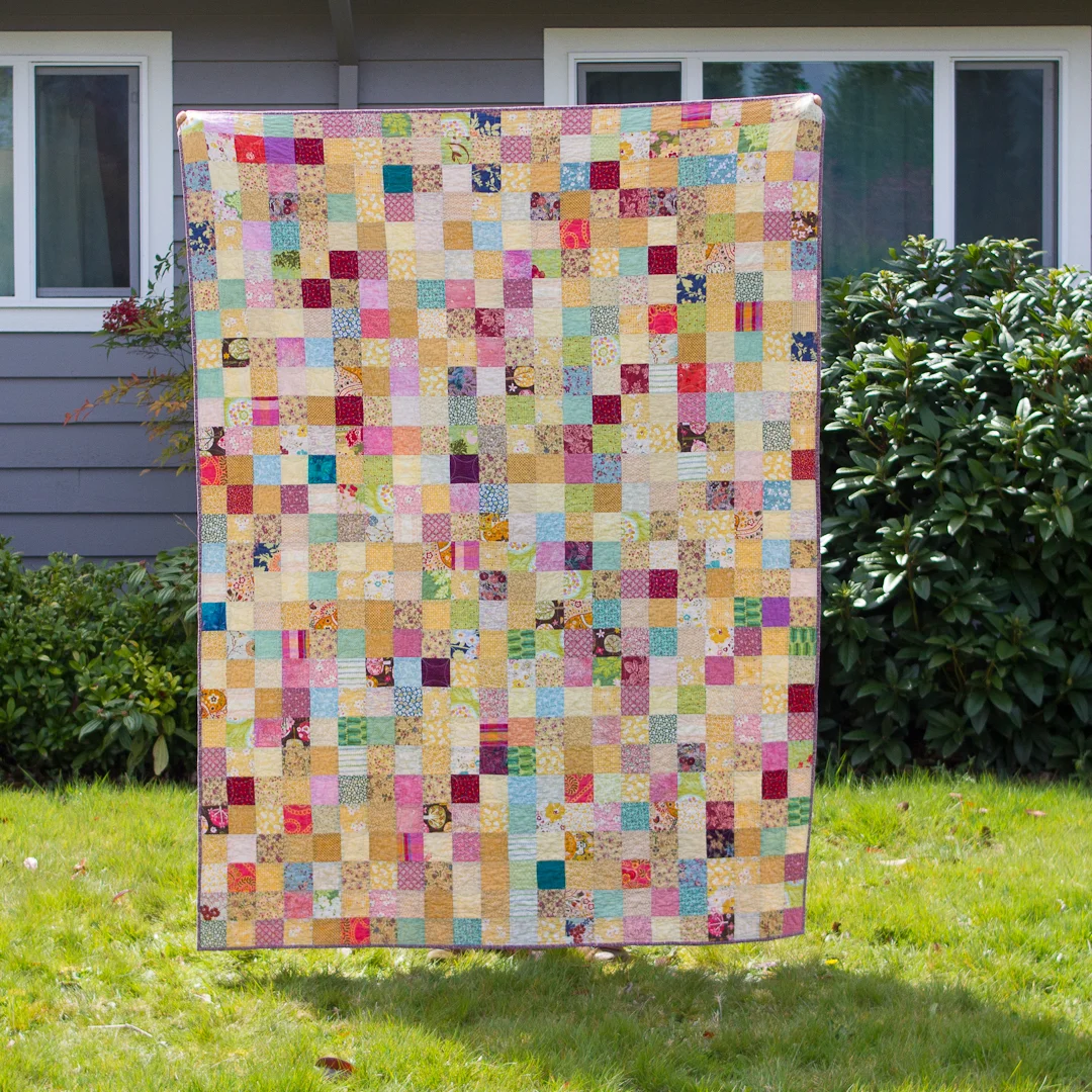 Autumn Scattered Small Squares Quilt Finished via www.helloquilting.com