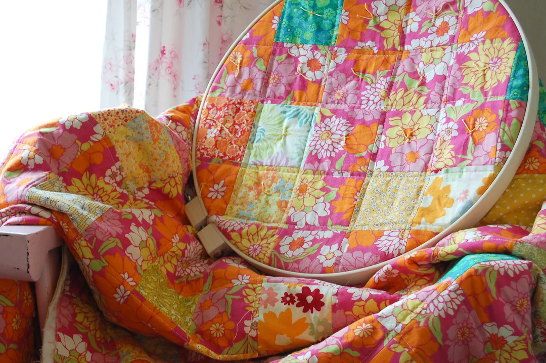 1403-happy-happy-sunshine-quilt-tying-11.jpg