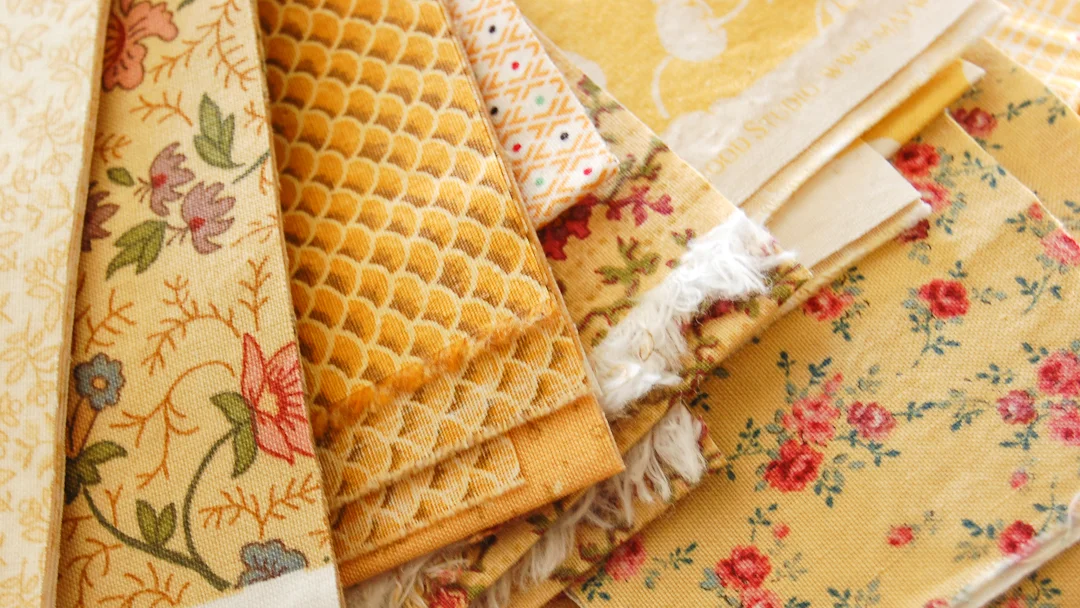 Hello, Yellow Triangle Quilt Strips Cut via www.helloquilting.com