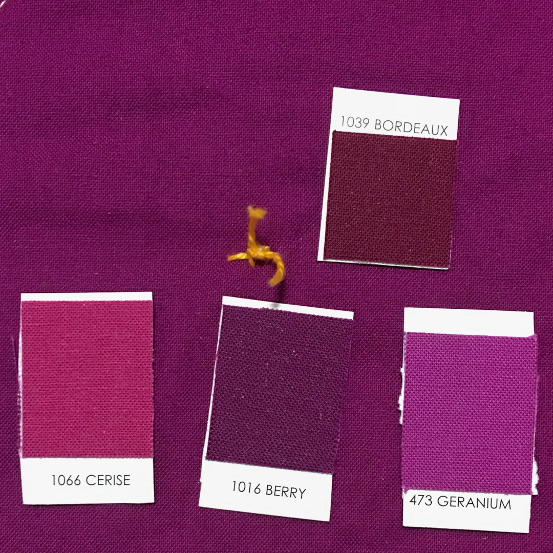 Matching Kona Cotton to Quilt Background via www.helloquilting.com
