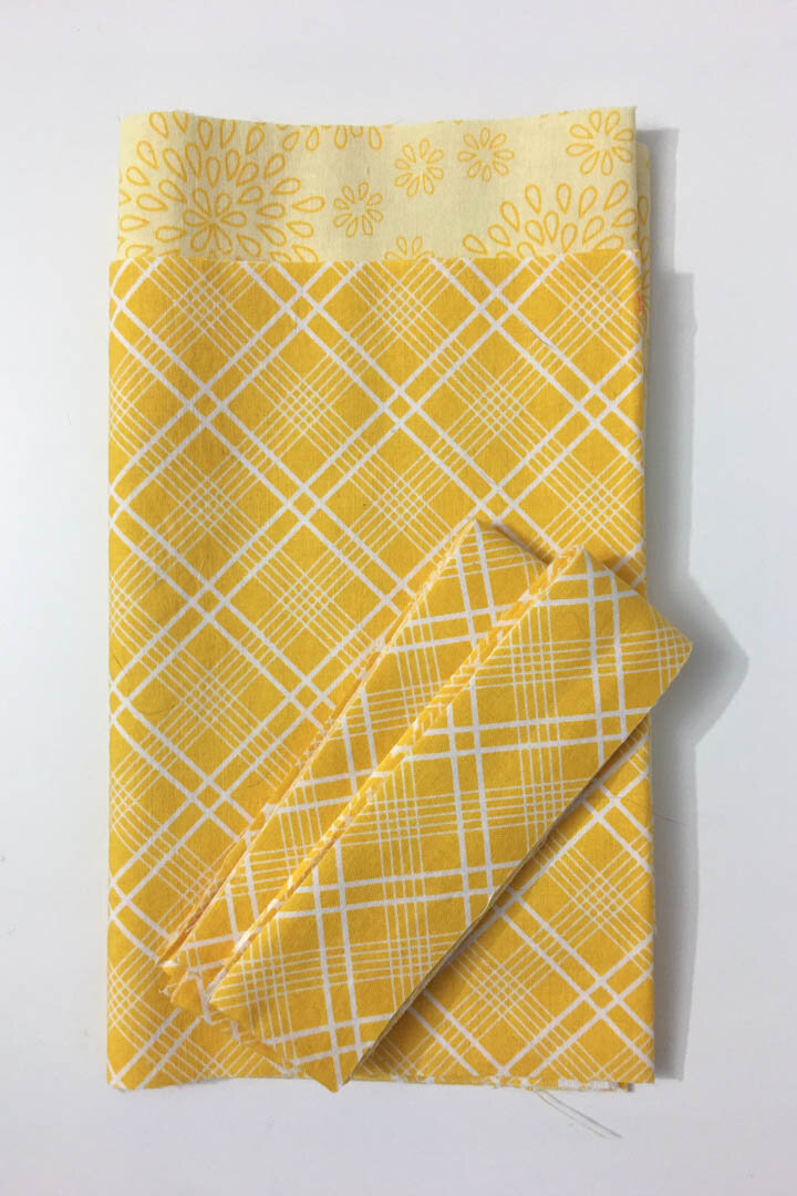 PREORDER - Gingham Girls Yellow Plaid Cloth Face Mask - Adult/Teen