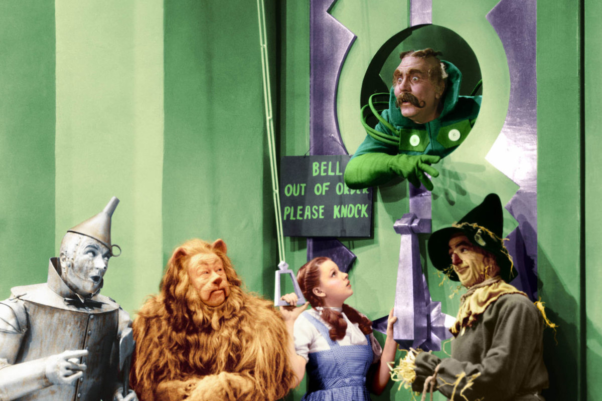 wizard-of-oz-cast_subherojpg.jpg