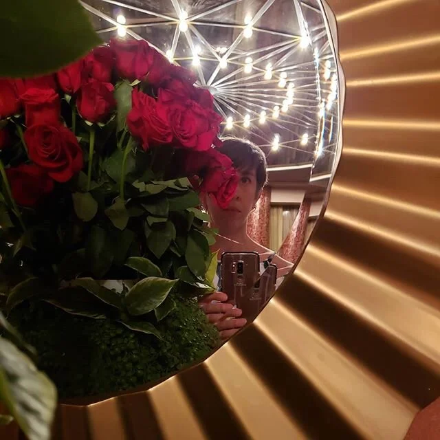 Another stealthy selfie, April 2019
.
#latergram #cheesydecor #somuchpattern #toomuchdesign