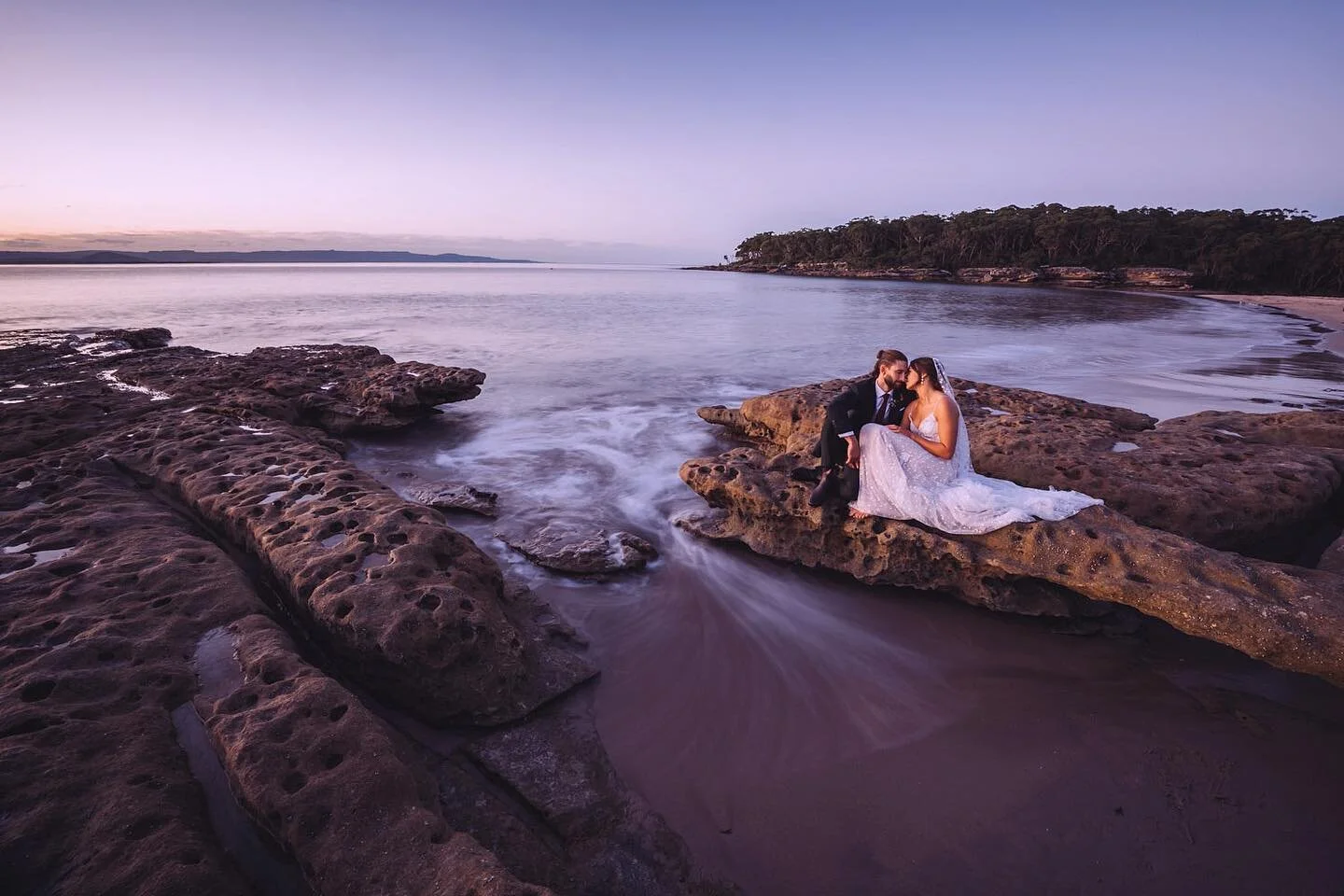 Ok so this is just a little teaser - heaps more to share of these guys!
Pretty sure we broke the record for how many shots we took 😬
An incredibly special day capturing the absolutely stunning Grace and Matt @gracethecelebrant @til_pictures 
.
It&rs