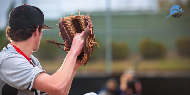 HUSSL__Coaching+a+Harder+Throw.jpg