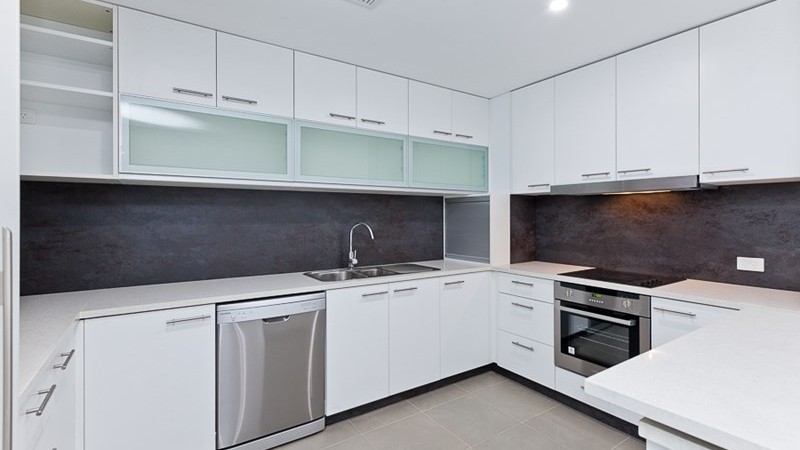 85opr kitchen design apartment building.jpg