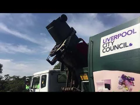 Secure A Lid's wheelie bin latch in action
