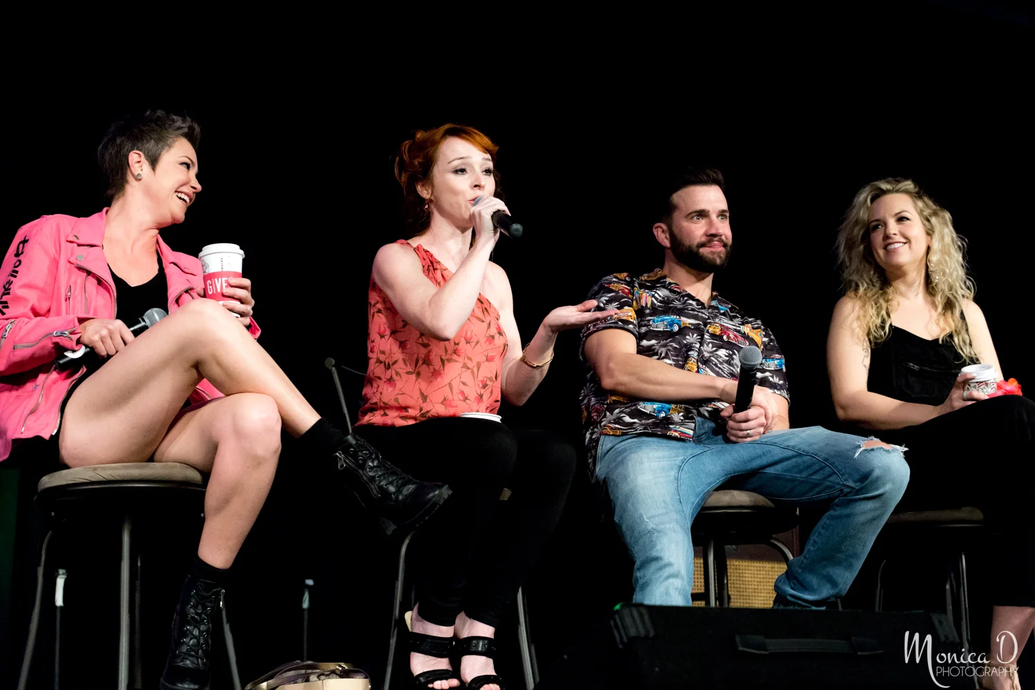 Kim Rhodes, Ruth Connell, Gil McKinney, Briana Buckmaster