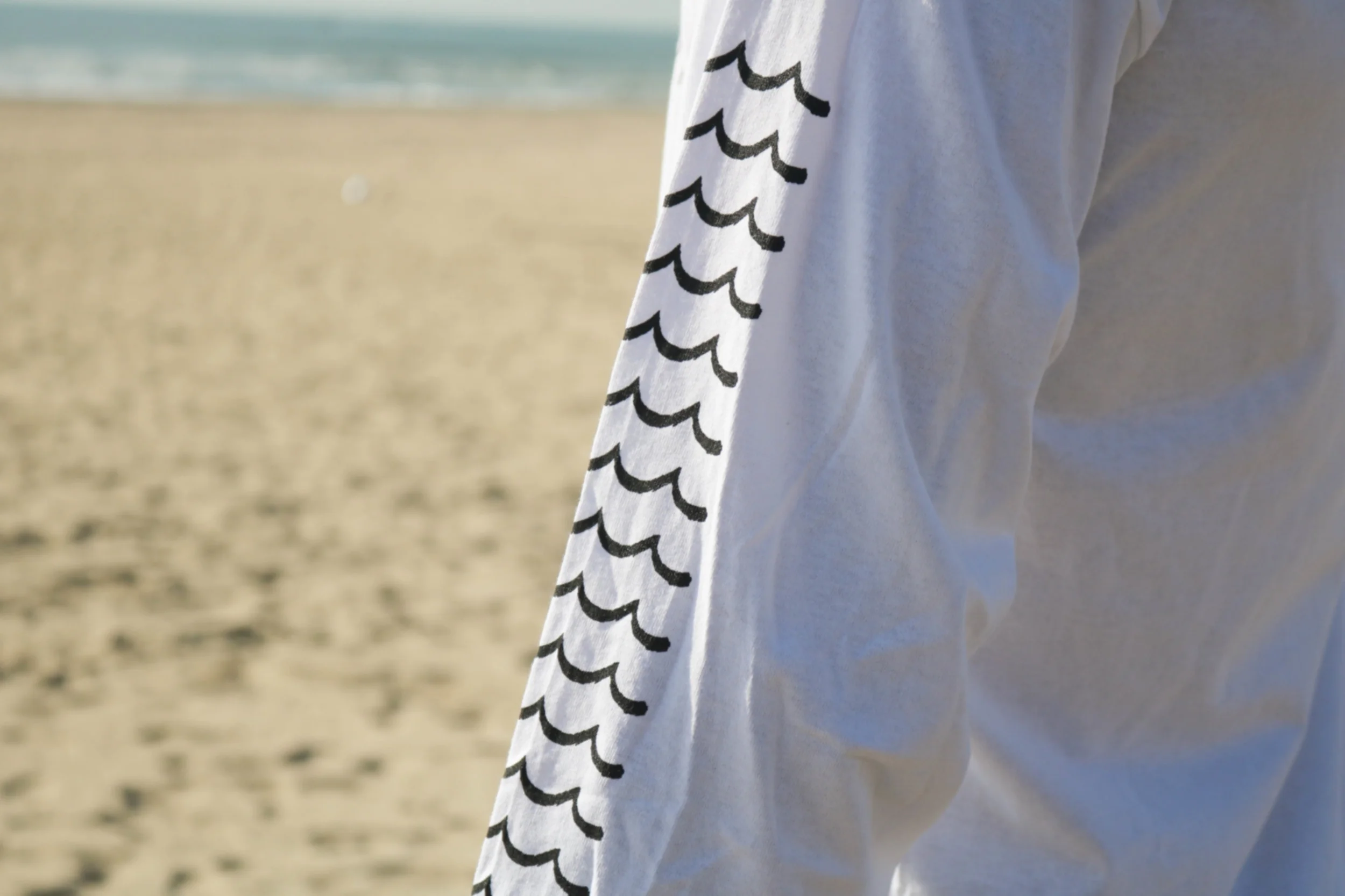 White_Sleeves.jpg
