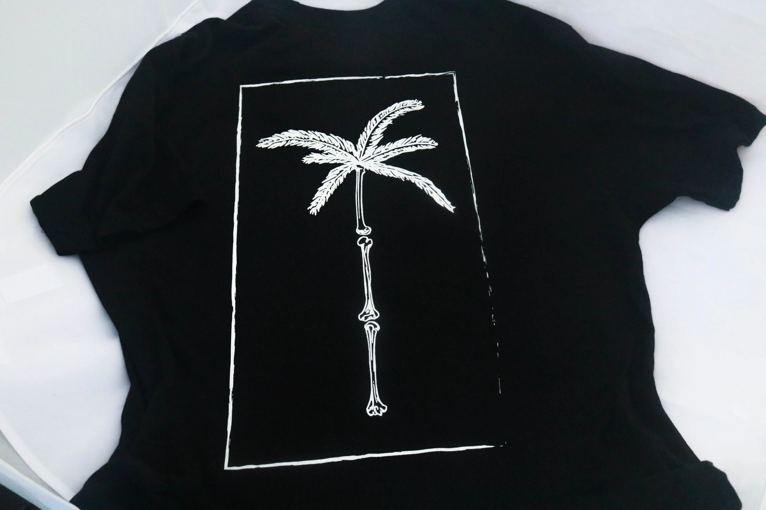 Black_ Skeleton party S-S_overview Front-2.jpg