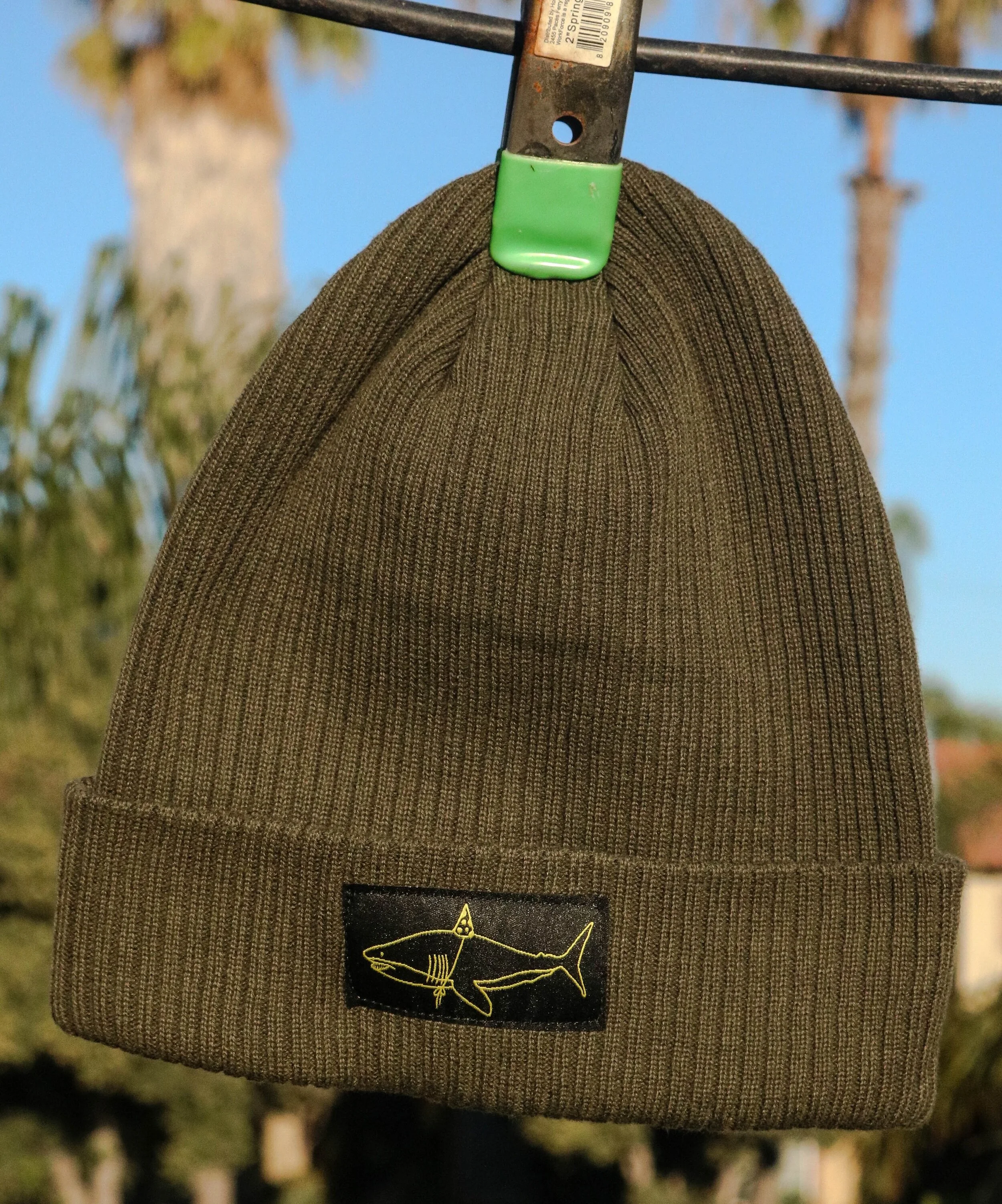 ArmyGREENBeanie_LightHang.jpg