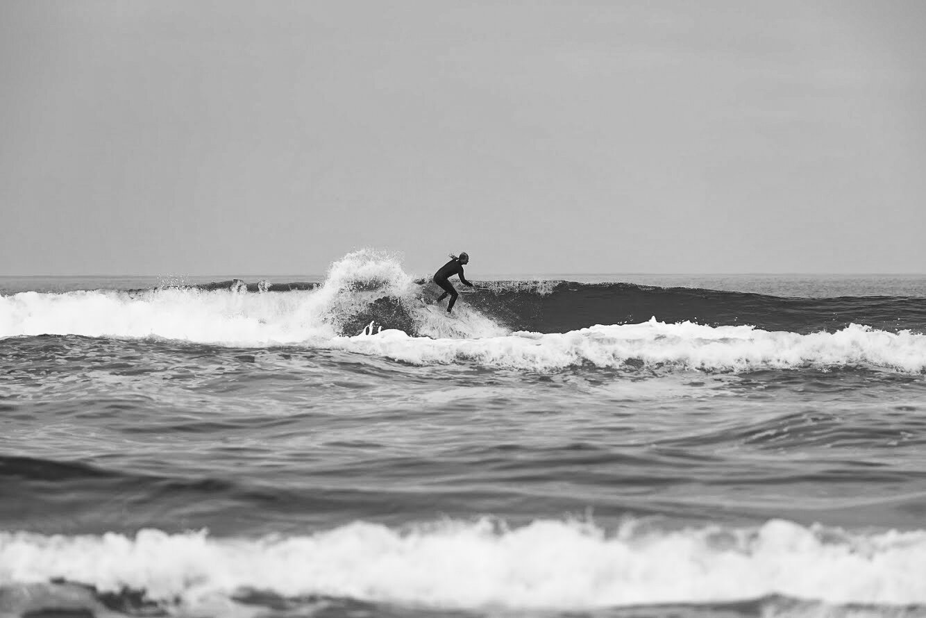 Ryan_Pier_Surfing_1.jpg