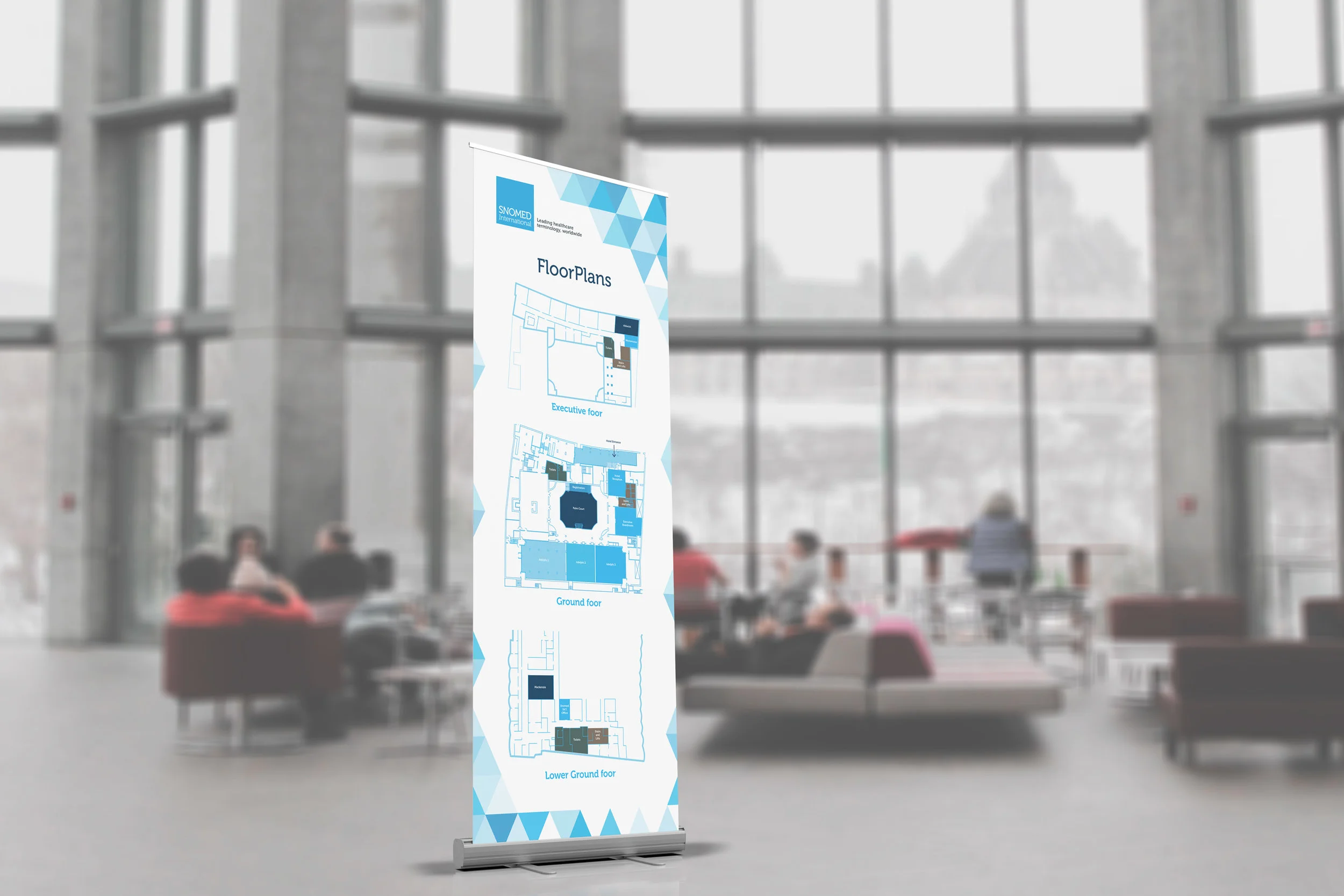 Rollup-banner-Mockup.jpg
