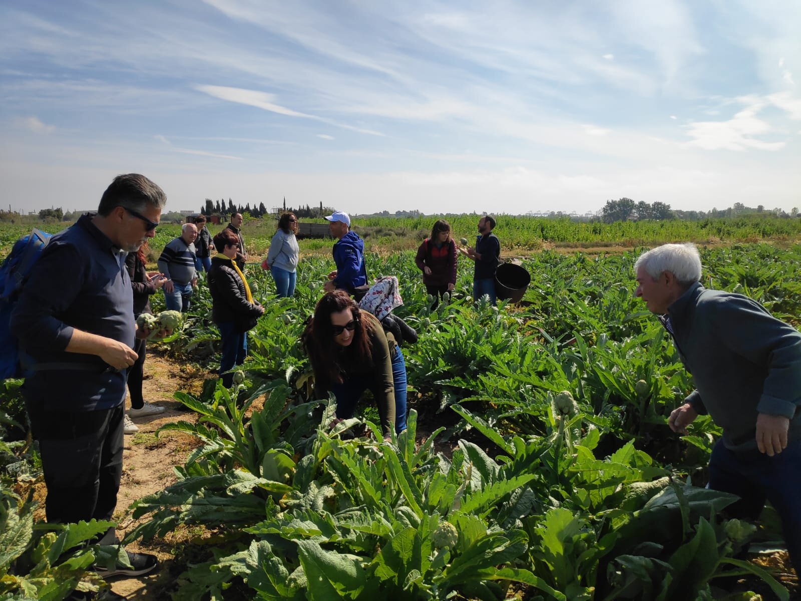 Actividades con productores y agricultores locales