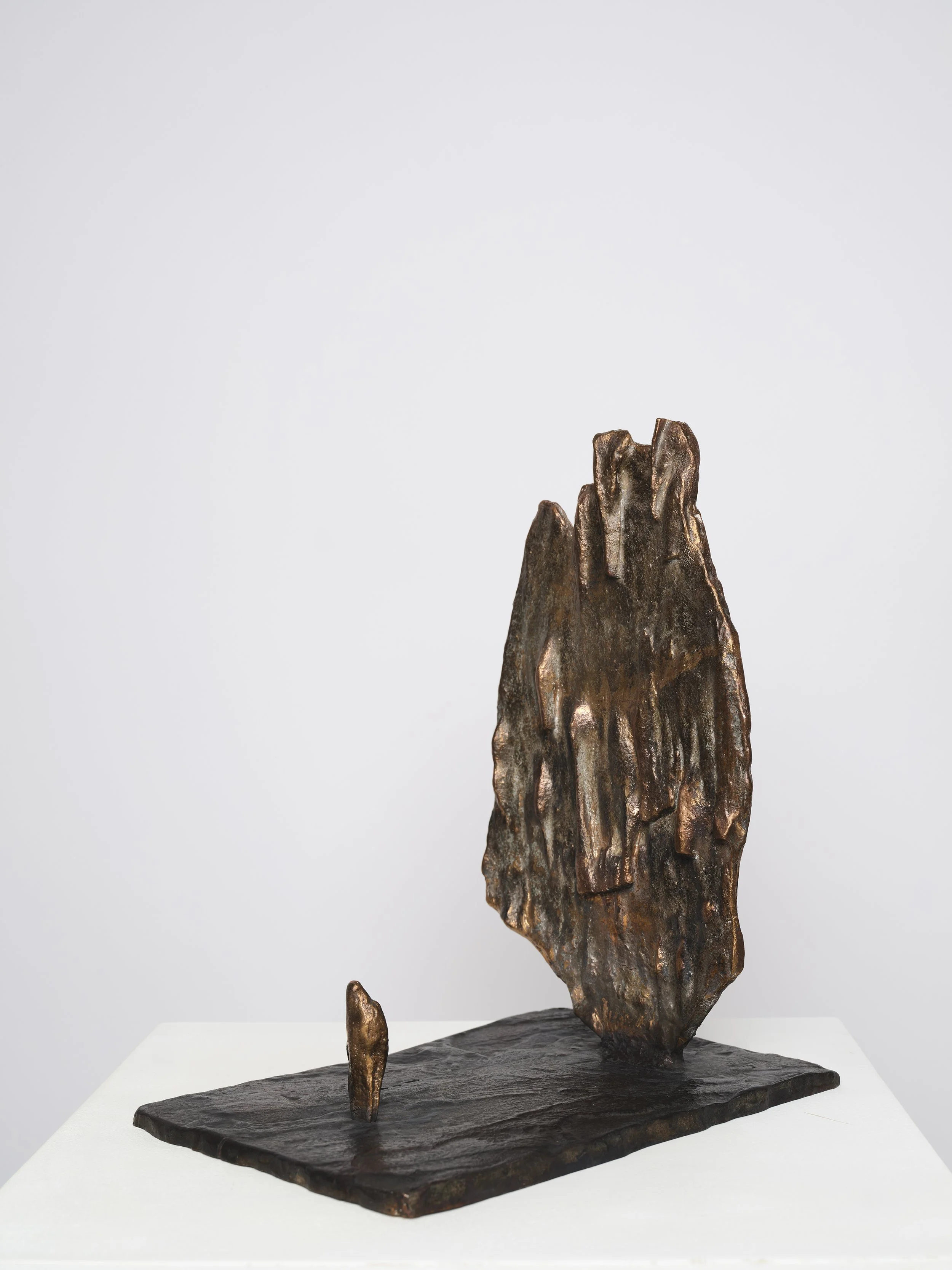 AHUVA_ZEELOOF_Faith_22_W1_2022_Bronze 3.jpg