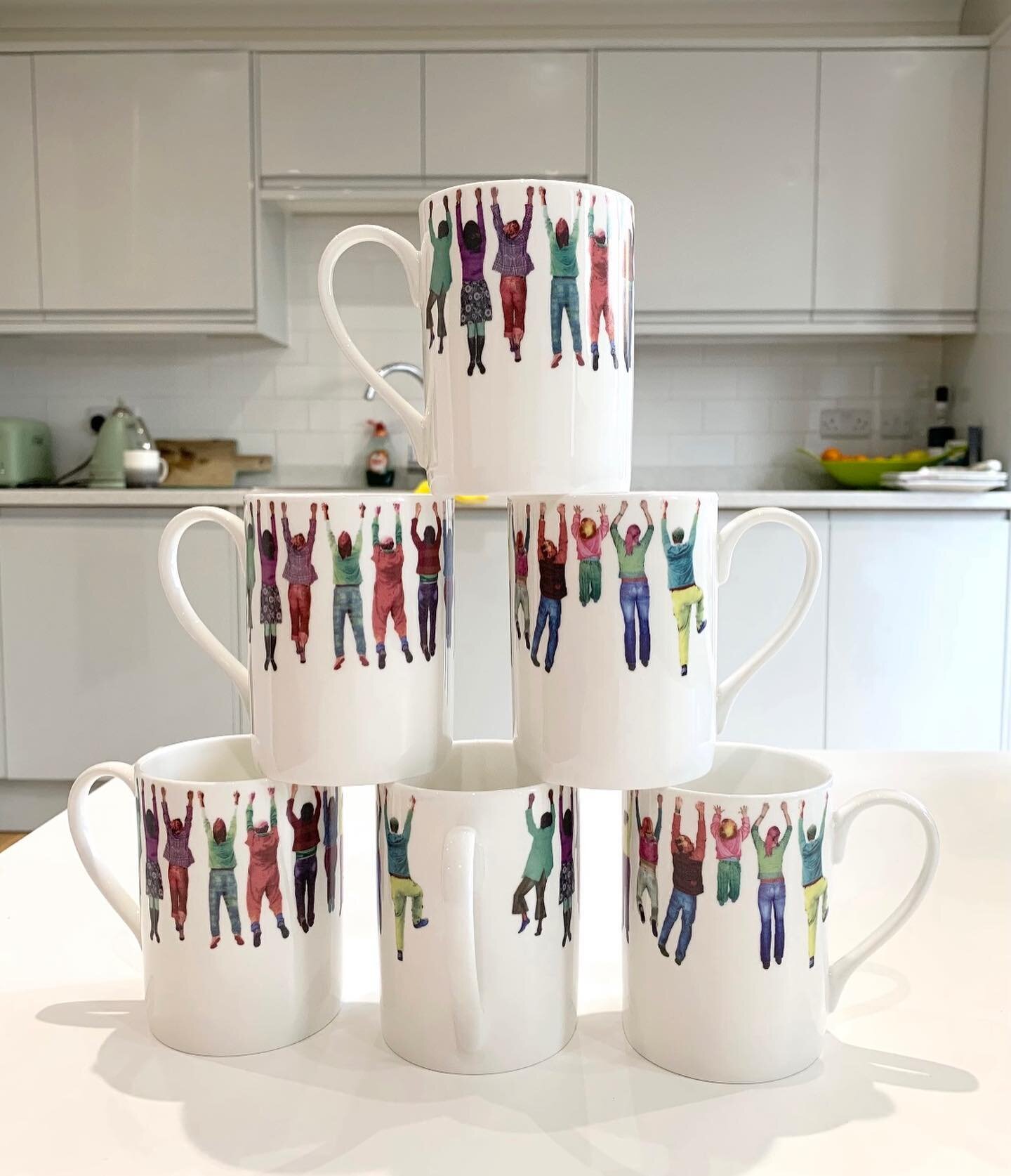 We&rsquo;re all hanging on for dear life!!
Have a look in my Insta shop - under my profile circle-or DM me.
The perfect present for someone you know whose done well through this year ❤️ #lockdowngiftsuk#mugsofinstagram #giftideasforher #giftideasforh