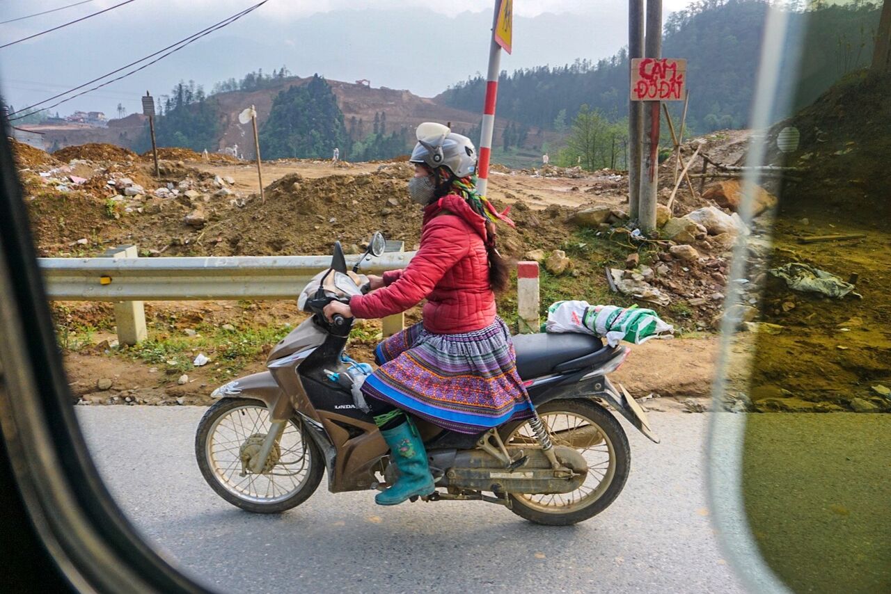 Sapa_Lady_on_Bike_preview.jpeg