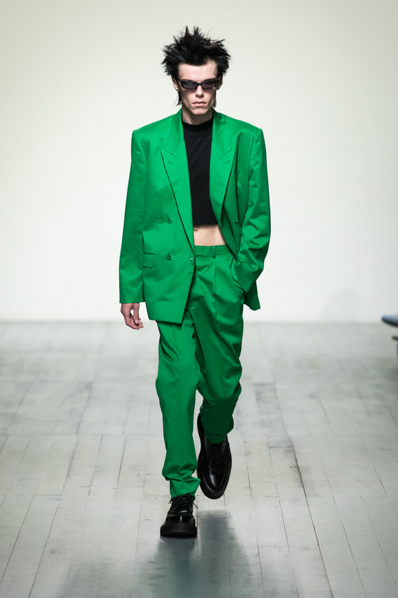 john-lawrence-sullivan-ss19-show-3-800x1200.jpg